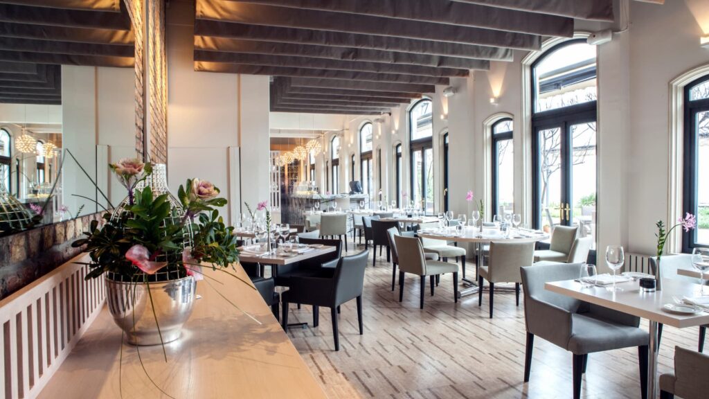 Immaculately clean and pest free restaurant dining area.